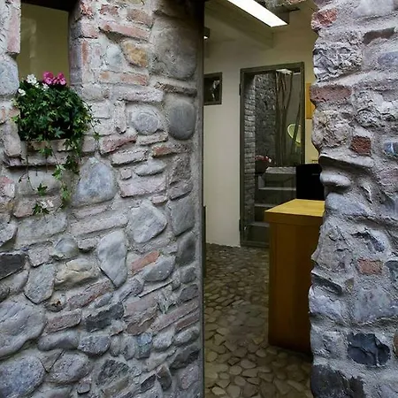 Casa Del Calycanto * 圣阿兹吉罗迪奥